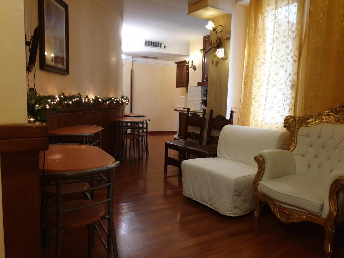 Hotel Katti House 2 Florencia Exterior foto