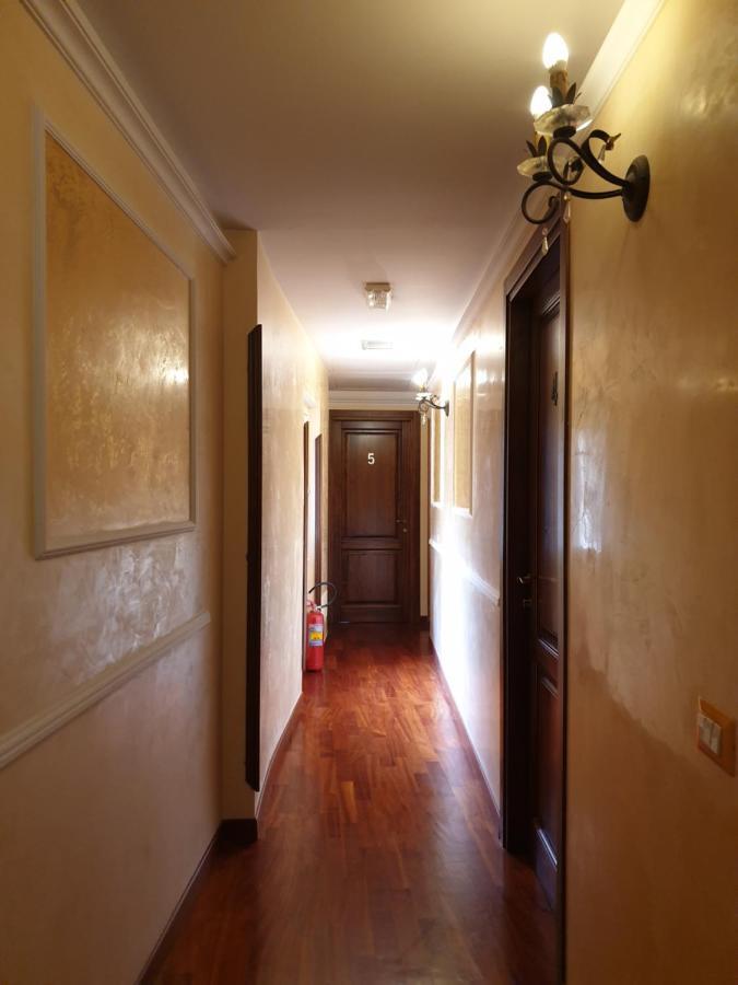 Hotel Katti House 2 Florencia Exterior foto